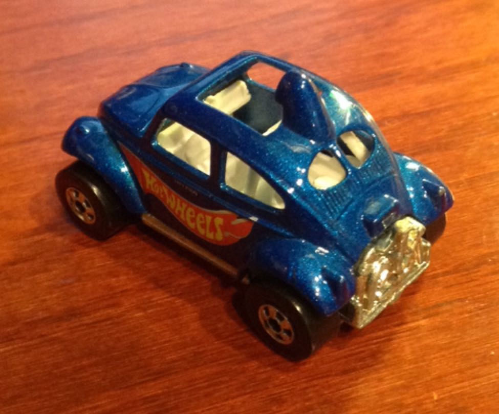 Vw Bug  toy car collectible - Main Image 2