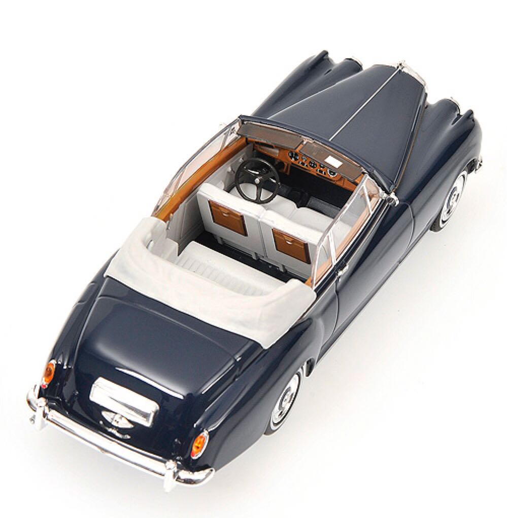 Bentley S 2 Cabriolet - Bentley toy car collectible - Main Image 2