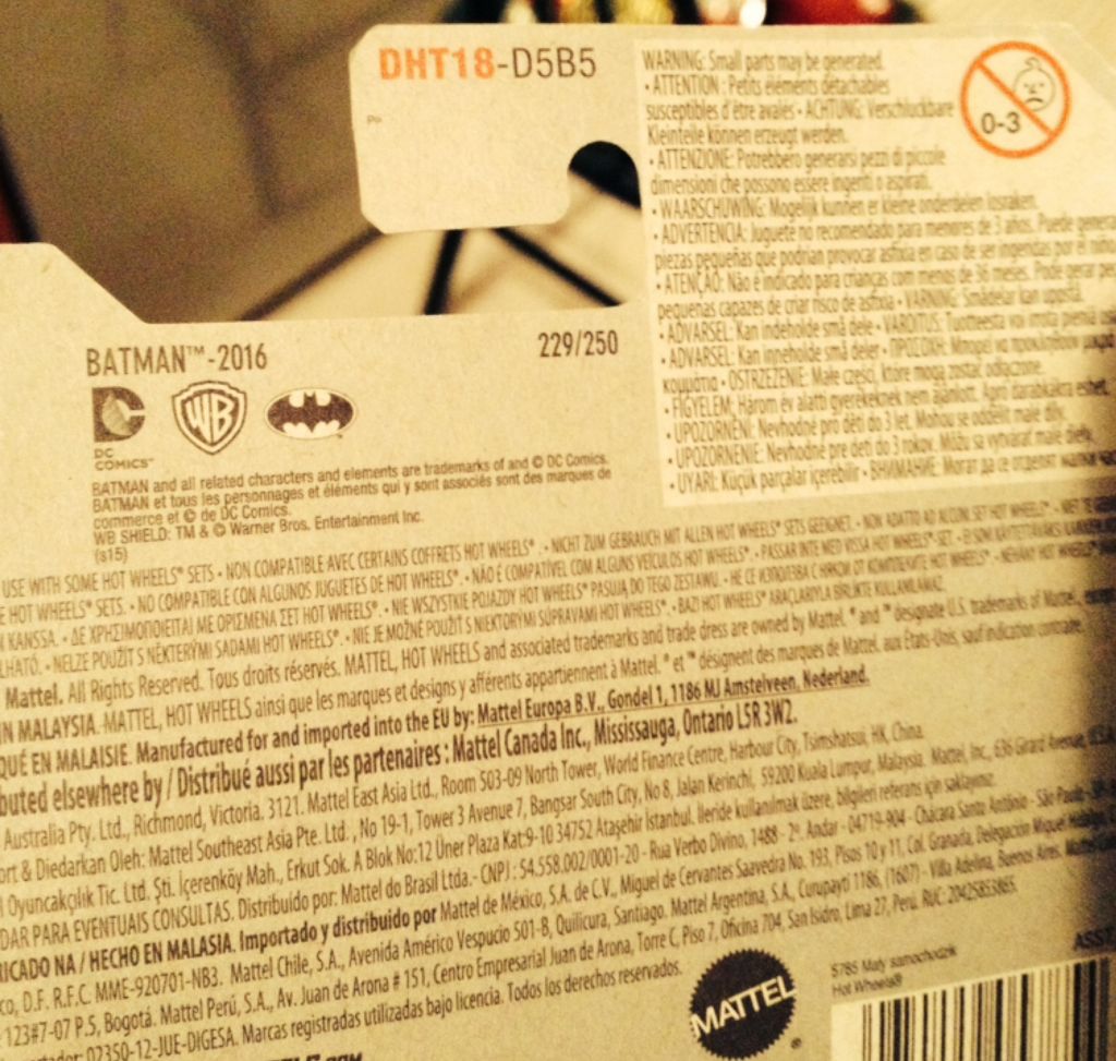 Hot Wheels Batman: Arkham Knight Batmobile - BATMAN toy car collectible - Main Image 2