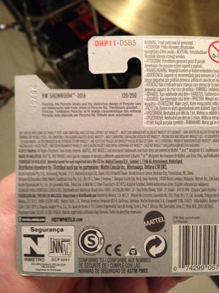 PORSCHE 356A OUTLAW - HW Showroom toy car collectible - Main Image 2