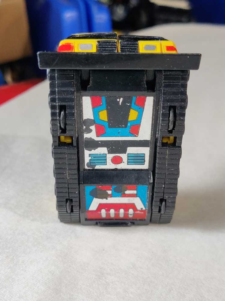 Go Bots - Go Bots toy car collectible - Main Image 3
