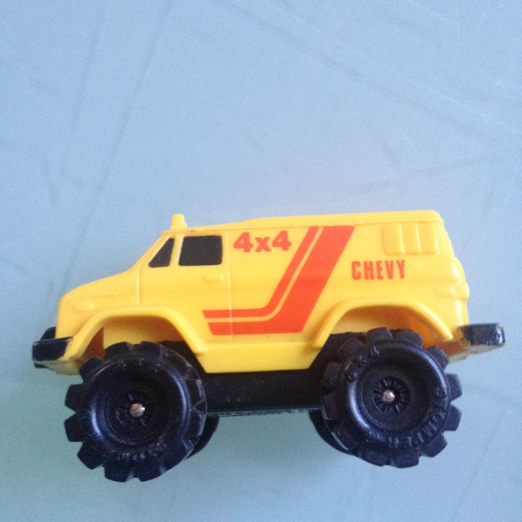 Yellow Chevy Van - McDonalds Happy Meal Car toy car collectible - Main Image 2