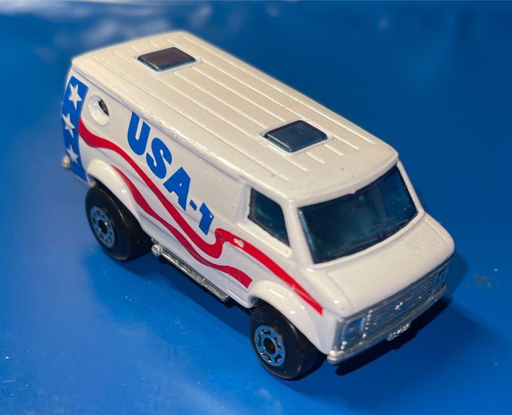 Chevy Van - Matchbox Superfast toy car collectible - Main Image 2