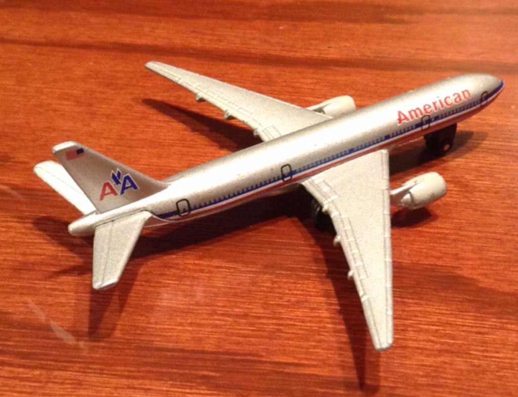 Boeing 777-200  toy car collectible - Main Image 2