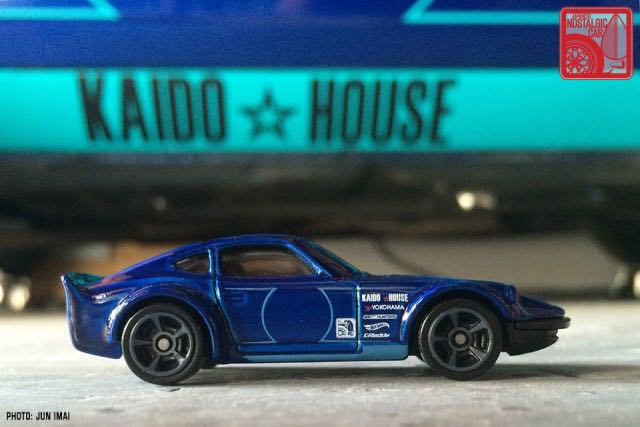 9/10 Nissan FairLady Z - 2016 - HW Speed Graphics™️ toy car collectible - Main Image 2