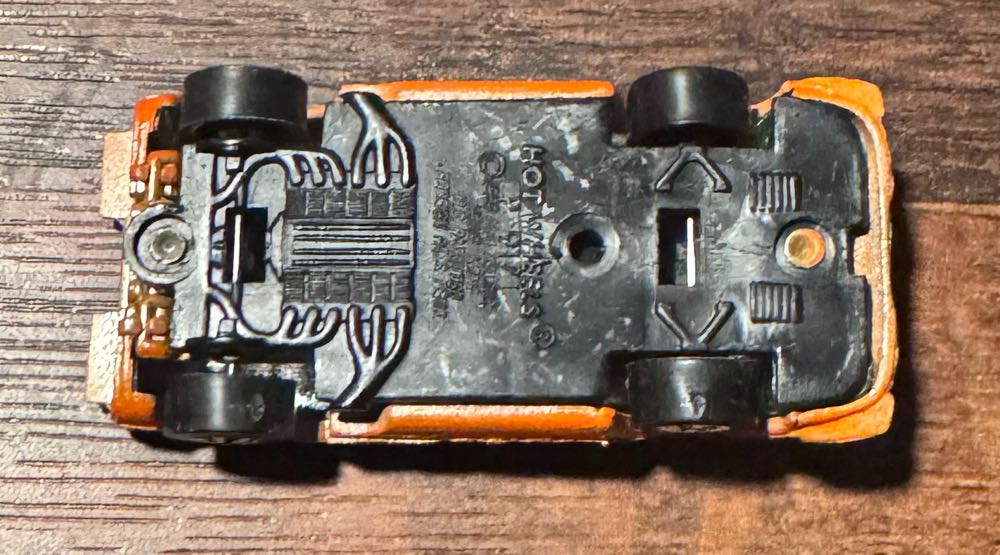 P-917 - The Hot Ones toy car collectible - Main Image 3