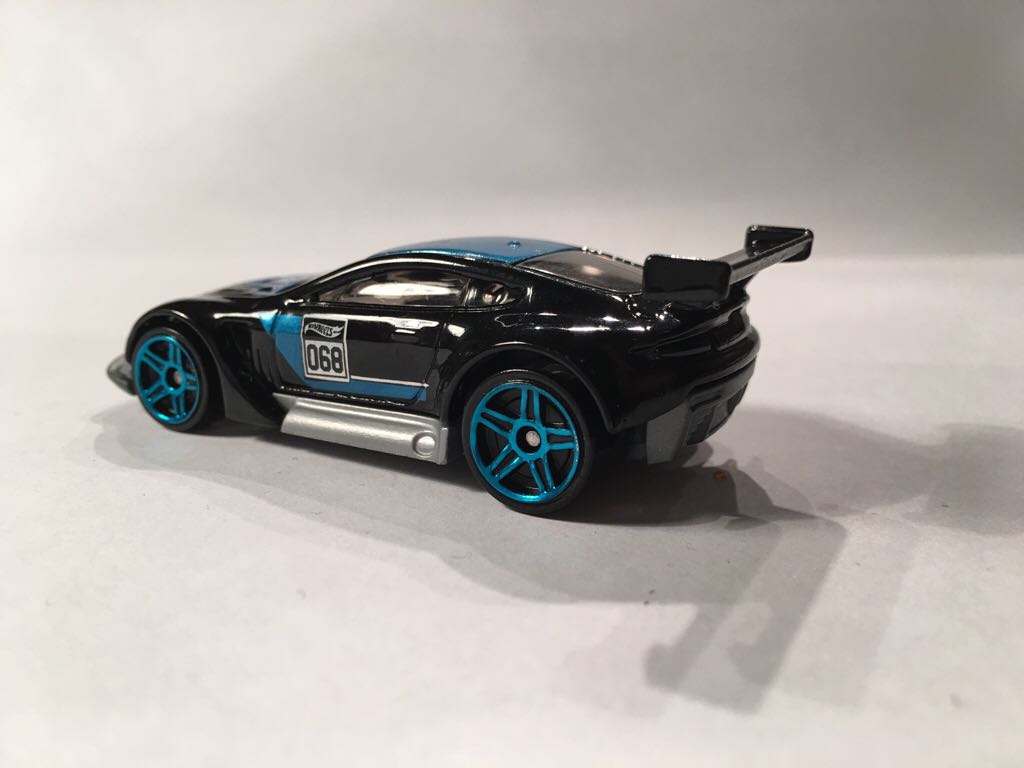 Aston Martin - Hotwheels toy car collectible - Main Image 2
