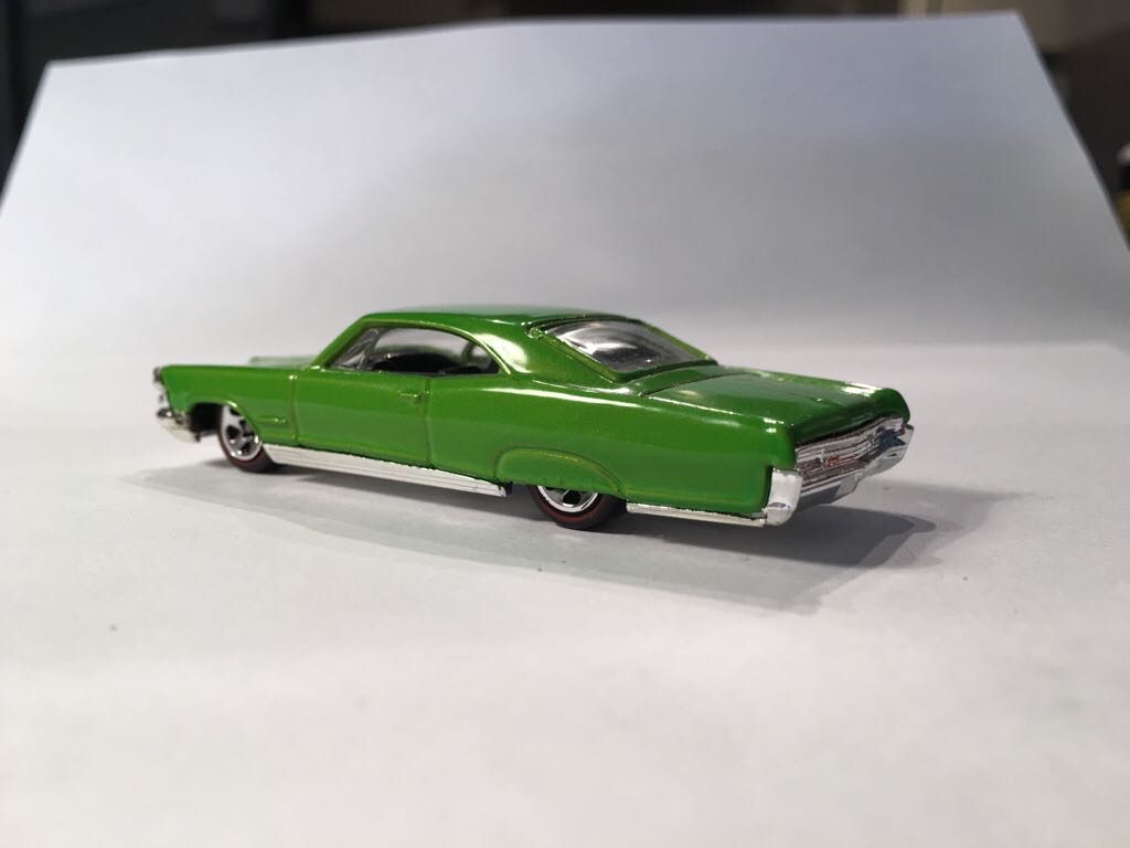 Pontiac - Hotwheels toy car collectible - Main Image 2