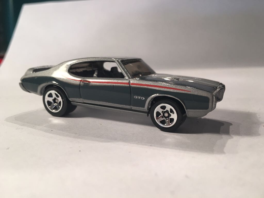 Pontiac - Hotwheels toy car collectible - Main Image 1