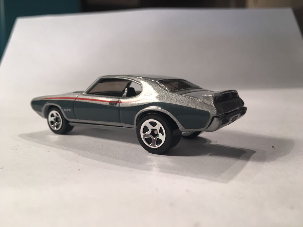 Pontiac - Hotwheels toy car collectible - Main Image 2