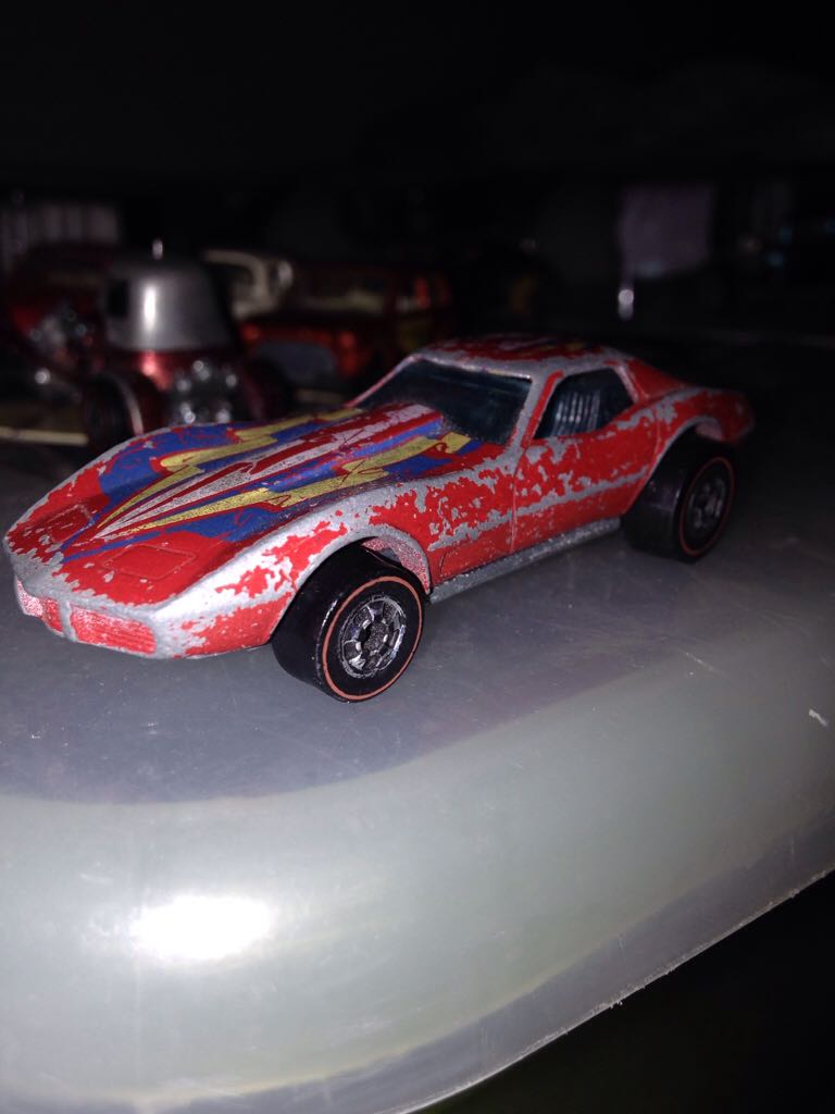 Corvette Stingray Redline  toy car collectible - Main Image 2