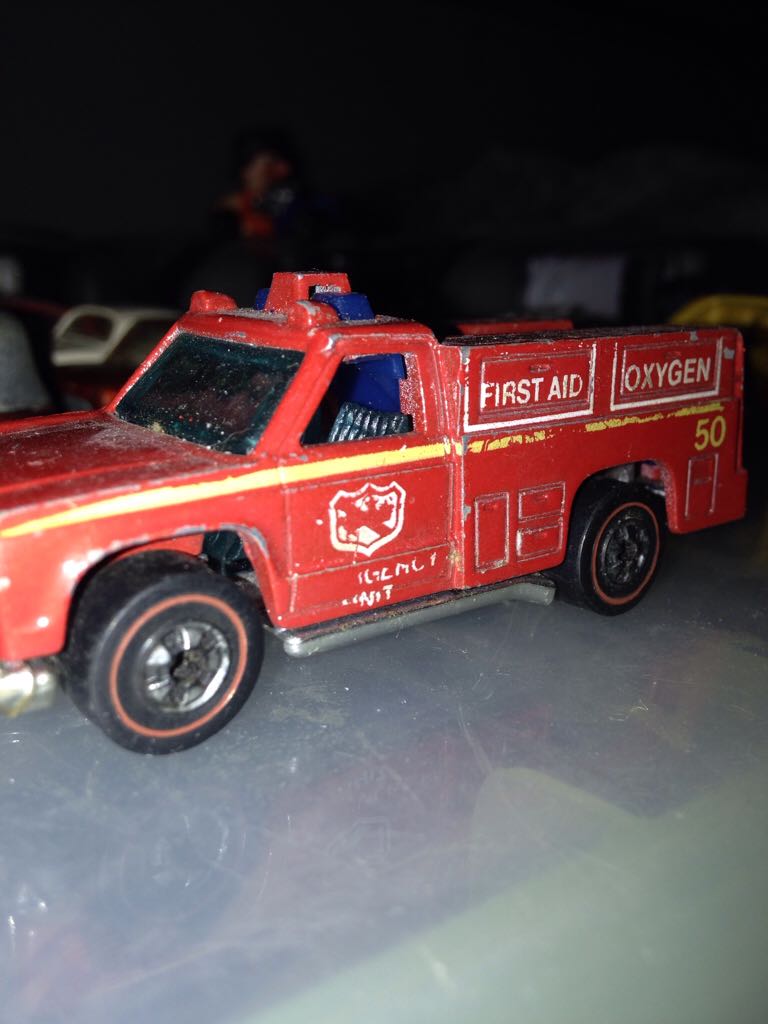 Cars - C03 Lightening McQueen Dark Red