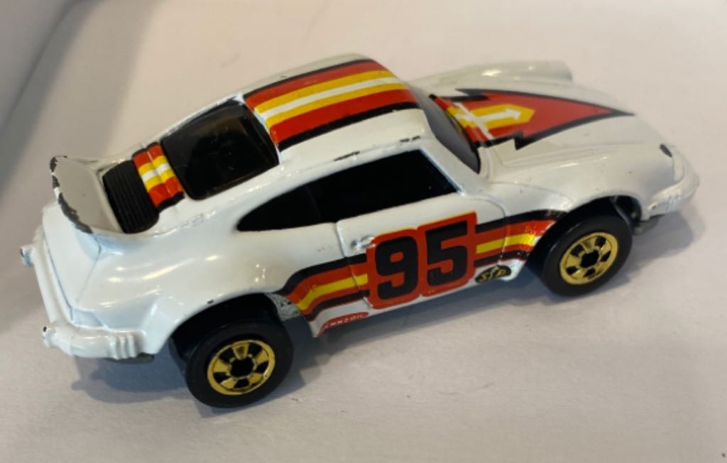 Porsche P-911 *L toy car collectible - Main Image 2
