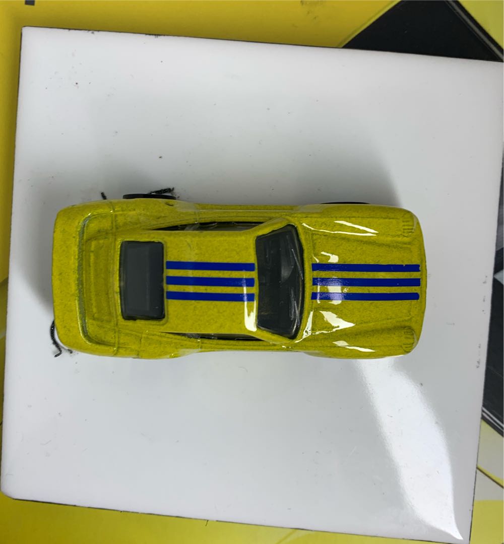 Porsche 959 - Color Changers toy car collectible - Main Image 3