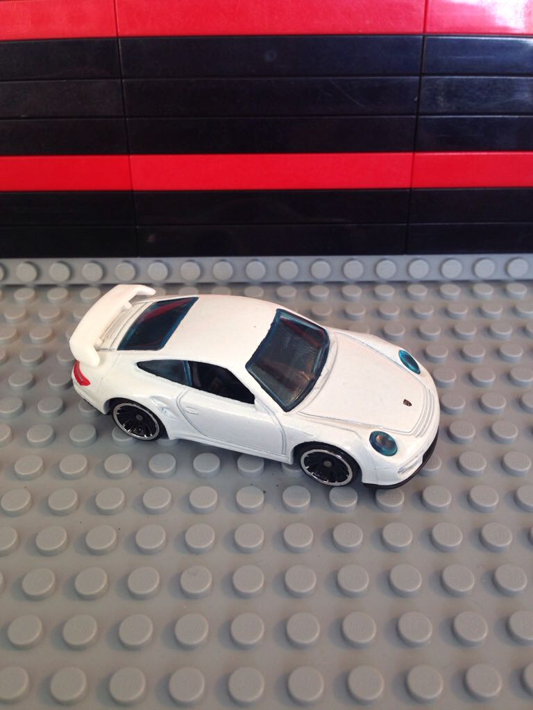 Porsche 911 GT2  toy car collectible - Main Image 1
