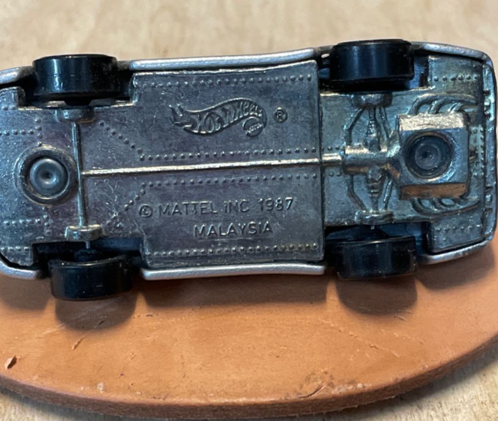 Porsche 959 - Mainline/Criss Cross Crash 5pk toy car collectible - Main Image 2