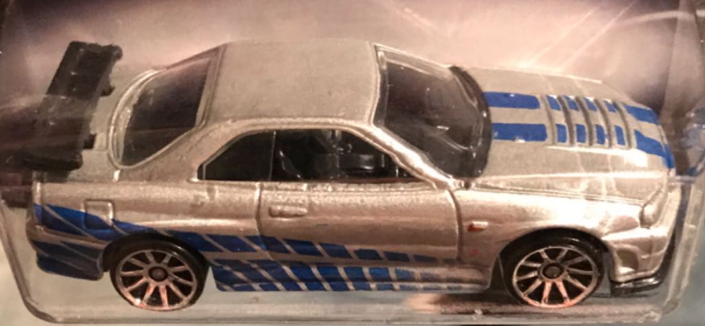 Fast And Furious 2015 2/8: Nissan Skyline GT-R (R34) - ’15 Fast And Furious toy car collectible - Main Image 2