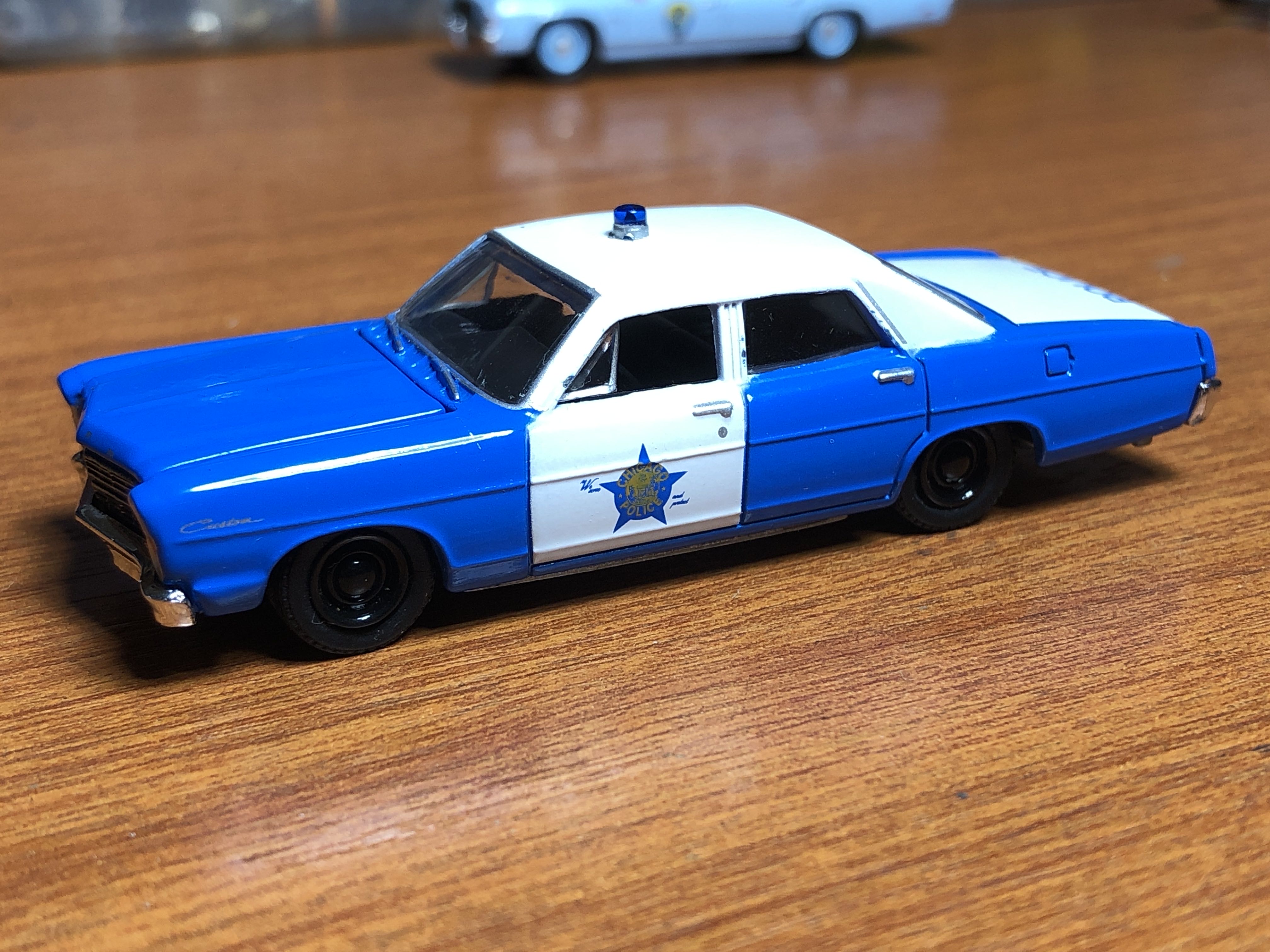 GL 1967 Ford Custom - Hot Pursuit - To Serve And Protect toy car collectible - Main Image 3