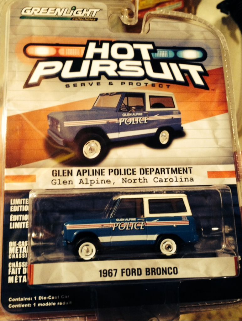 1967 Ford Bronco - Hot Pursuit - To Serve And Protect toy car collectible - Main Image 1
