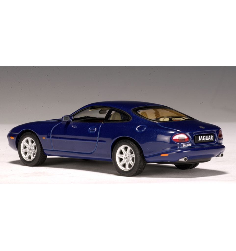XK8 Coupe - Jaguar toy car collectible - Main Image 2