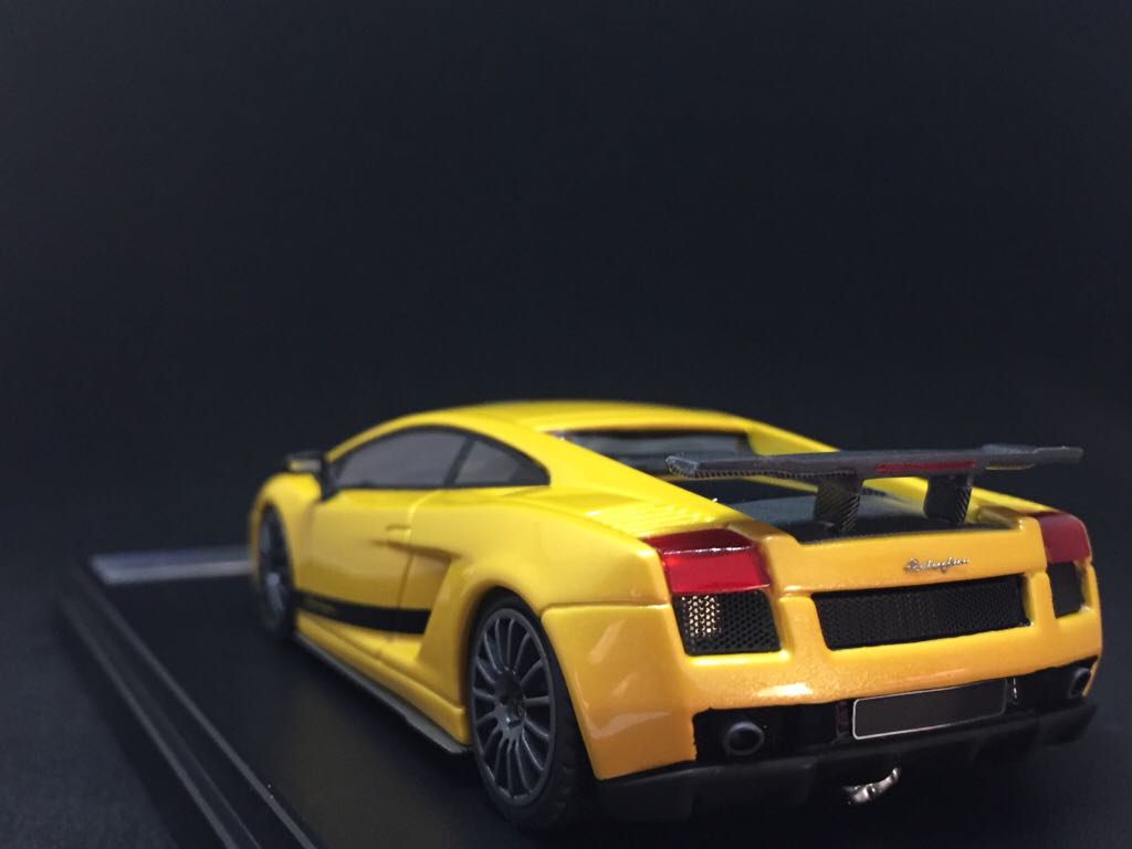 Lamborghini Gallardo Superleggera - LookSmart toy car collectible - Main Image 2