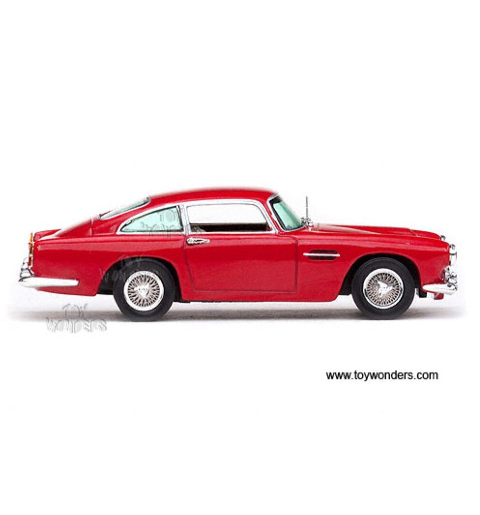 Aston Martin DB4 Saloon - Aston Martin toy car collectible - Main Image 2