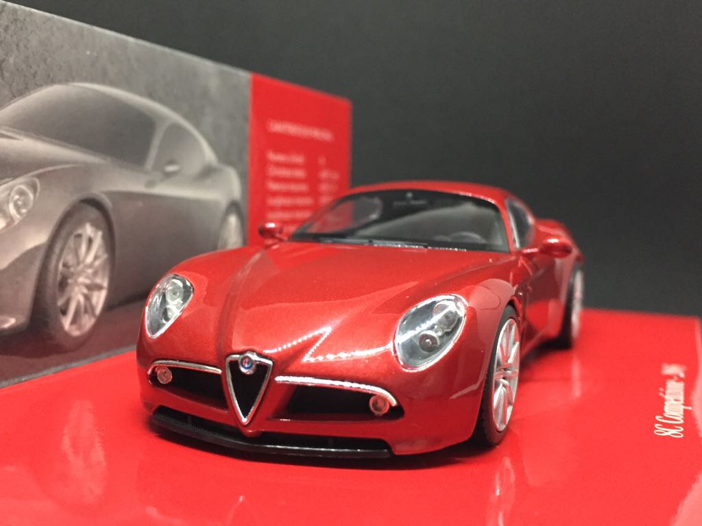 Alfa Romeo 8C Competizione - Minichamps toy car collectible - Main Image 2