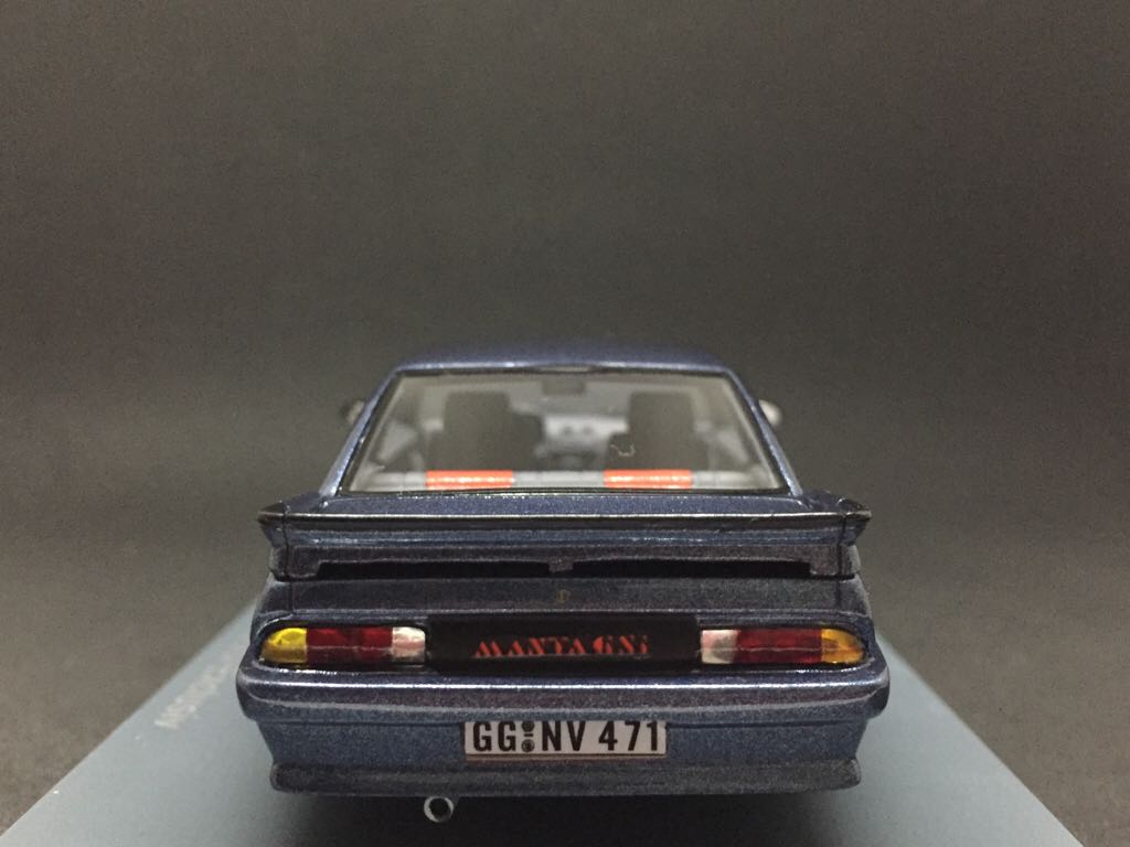 Opel Manta GSI Exclusiv - Spark toy car collectible - Main Image 2