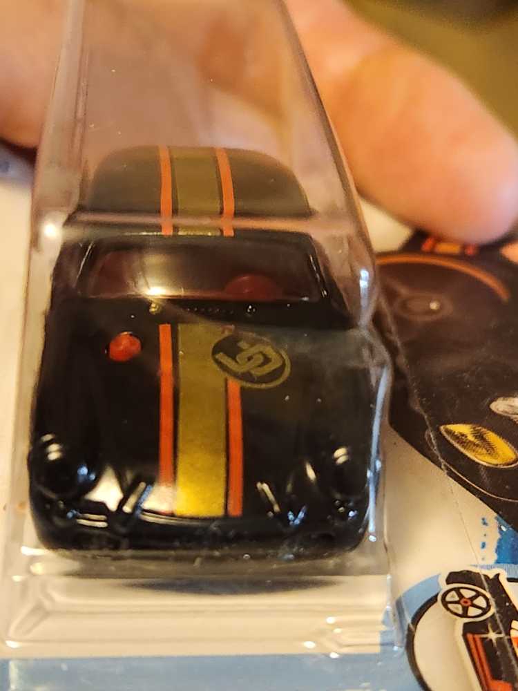 Porsche 356A Outlaw - 2016 HW Showroom toy car collectible - Main Image 4