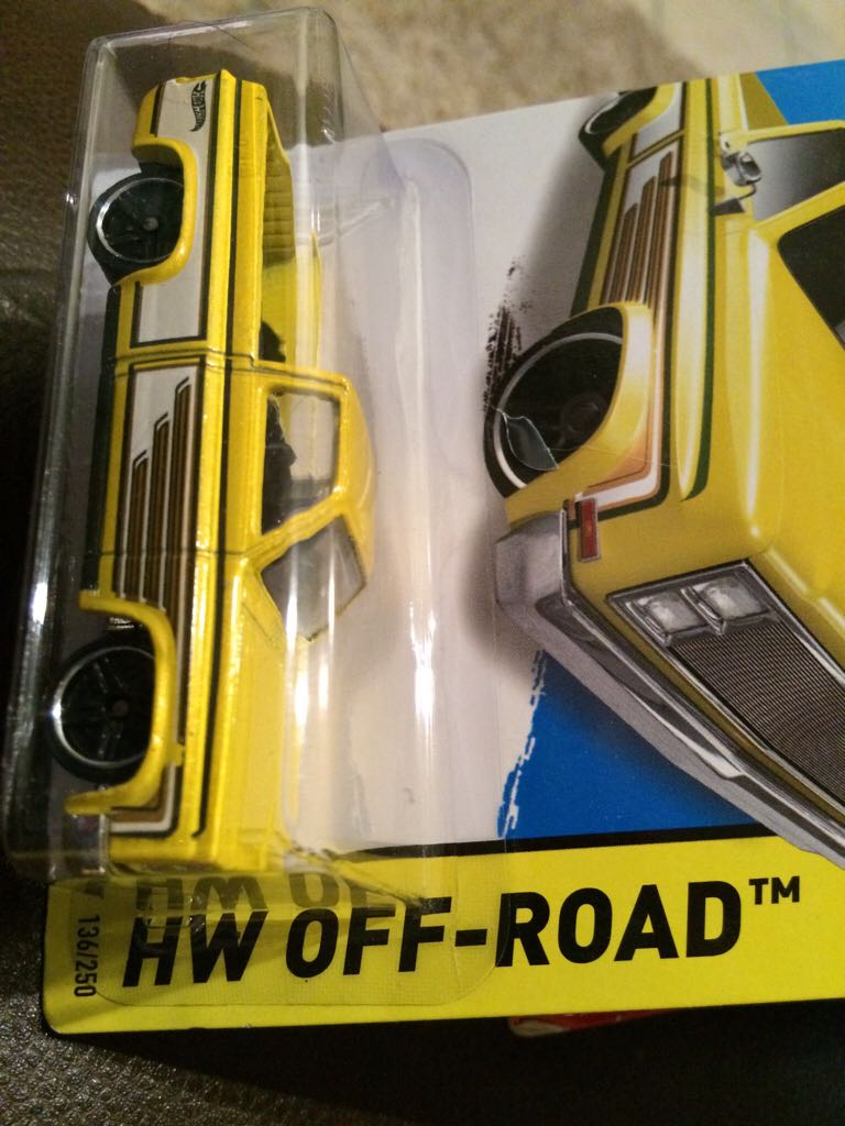 Chevrolet Silverado - ’14 HW Off-Road toy car collectible - Main Image 2