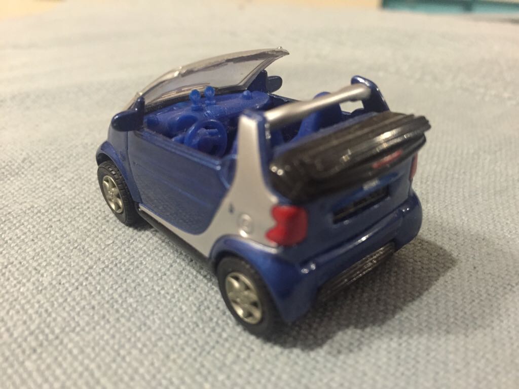 Smart Fortwo - Siku Super toy car collectible - Main Image 2