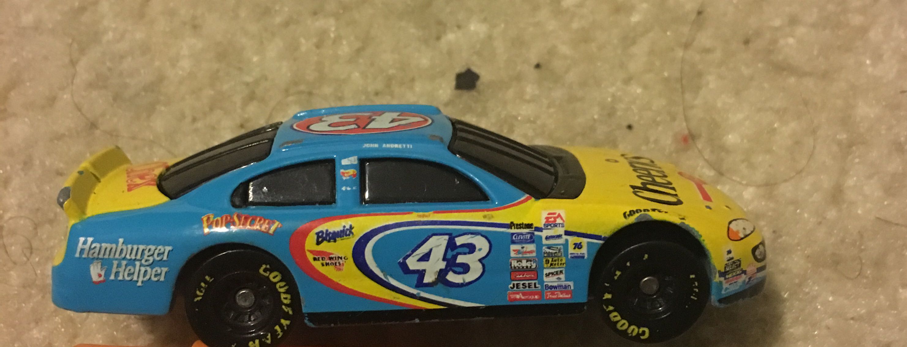 74 Dodge Charger Richard Petty 43 - General Mills - Salute To Petty toy car collectible - Main Image 2