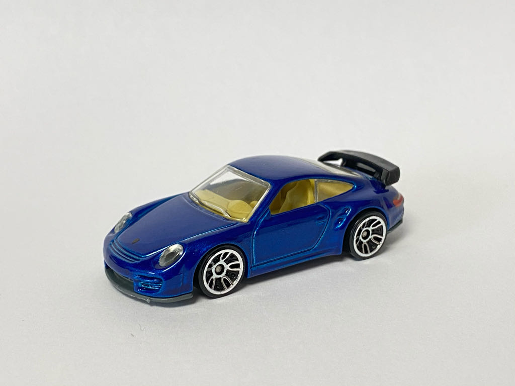 Porsche 911 GT2  toy car collectible - Main Image 2