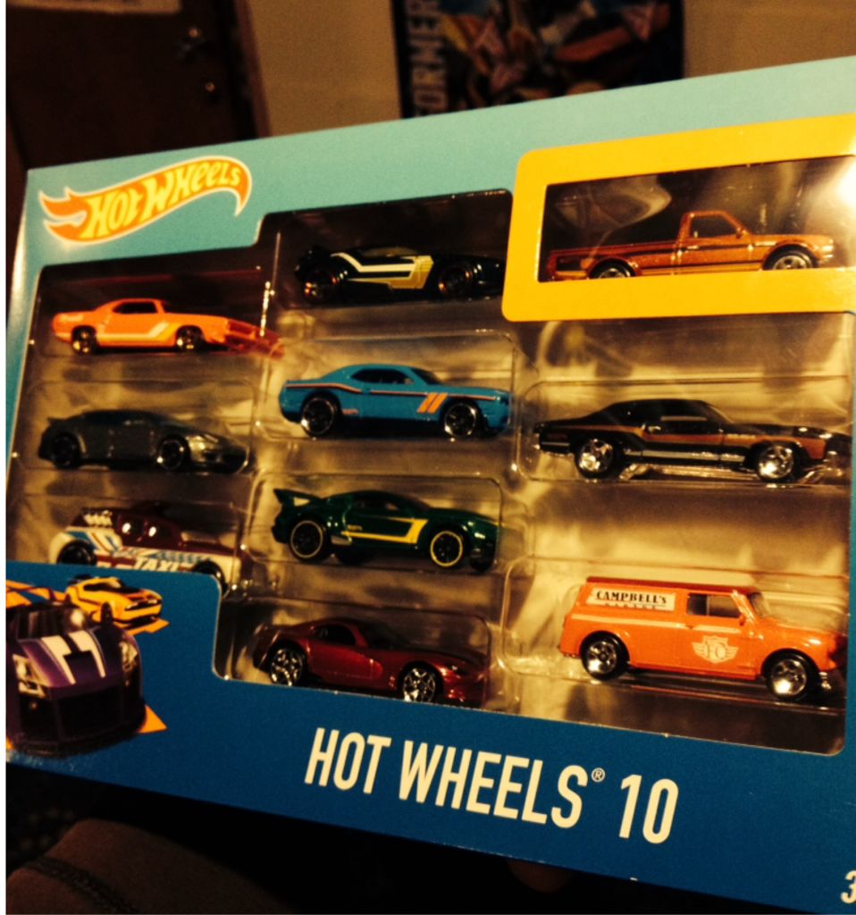 Porsche Panamera - Hot Wheels 10 Pack toy car collectible - Main Image 2