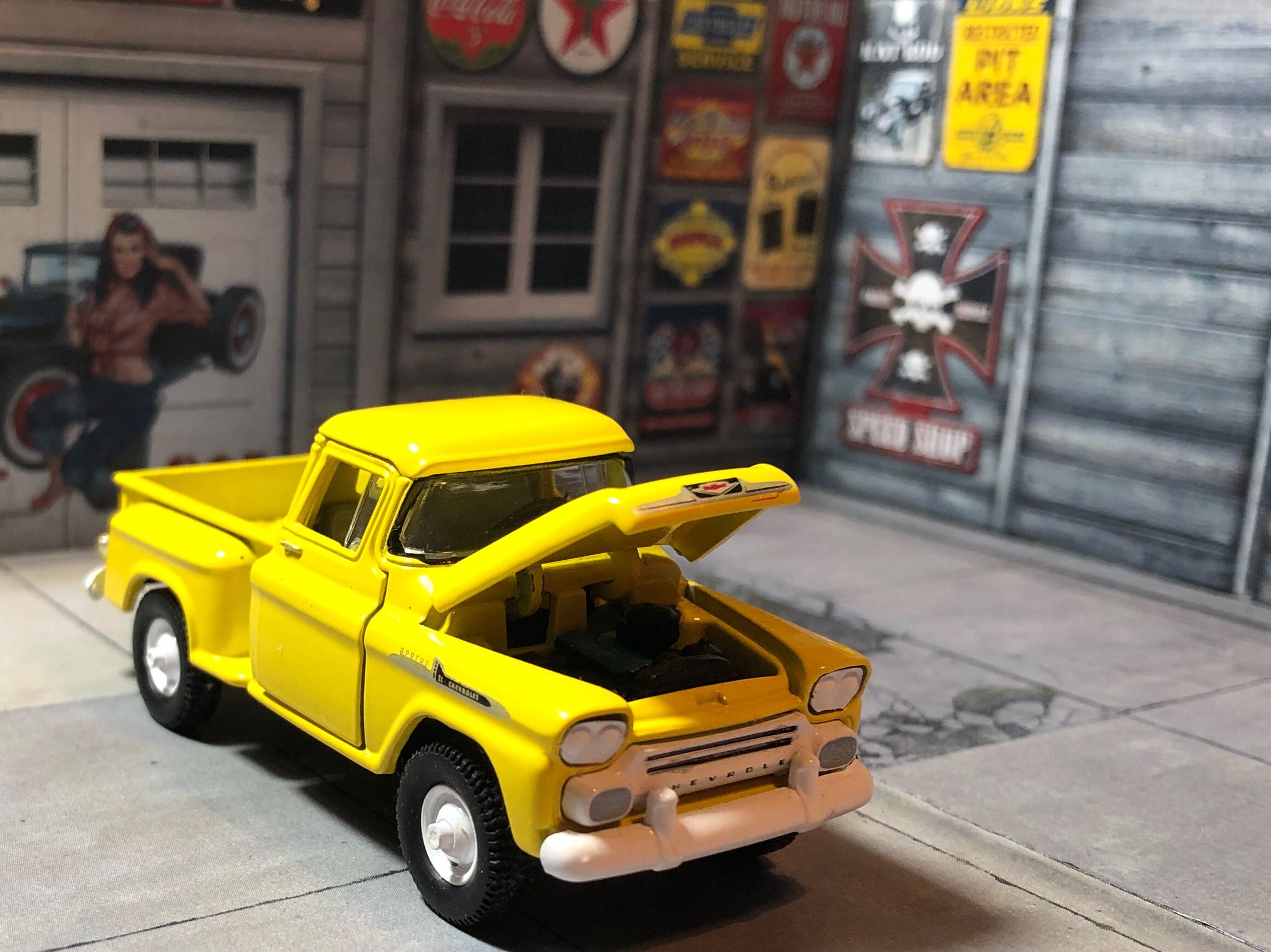 M2 1958 Chevrolet Apache Step Side - M2 toy car collectible - Main Image 2