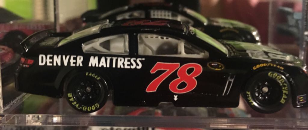 Nascar  toy car collectible - Main Image 1