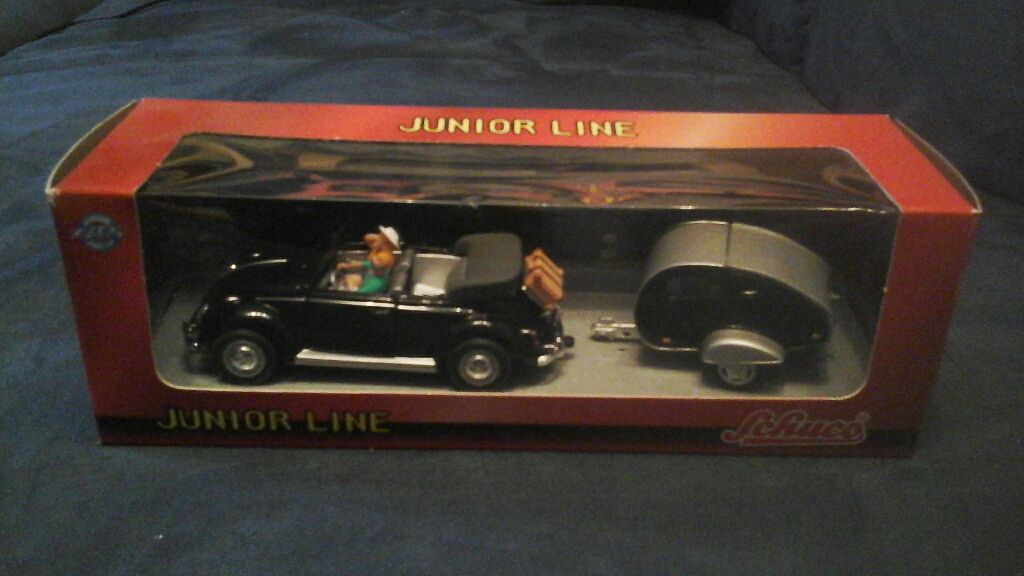 Schuco Cabrio schwarz mit Wohnanhänger toy car collectible - Main Image 1