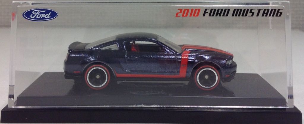 2010 Ford Mustang GT - HW Mild To Wild toy car collectible - Main Image 1