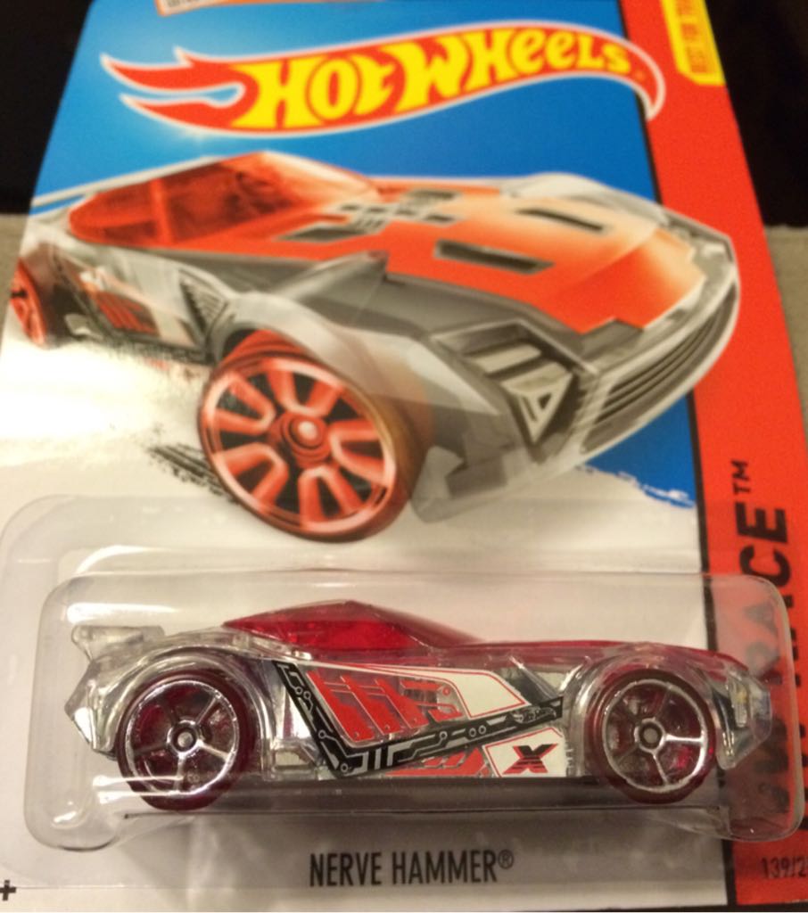 Nerve Hammer - ’15 HW Race toy car collectible - Main Image 1