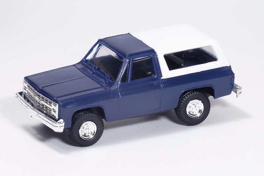 Chevrolet Blazer - Chevrolet toy car collectible - Main Image 2
