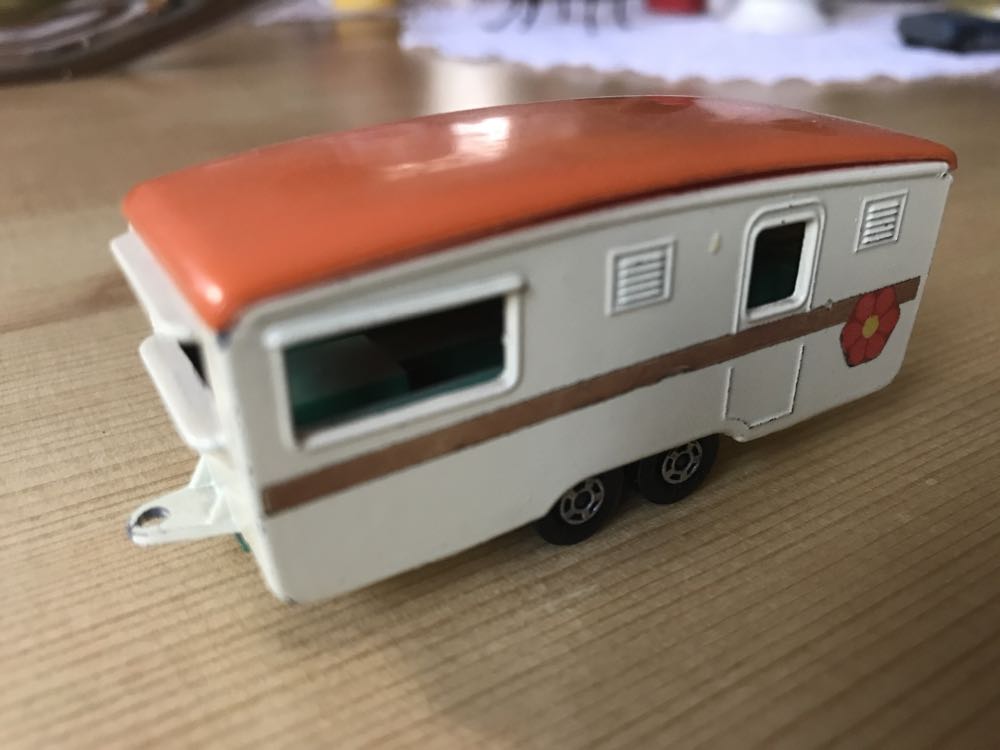 Trailer Caravan - Matchbox 75 SF toy car collectible - Main Image 2