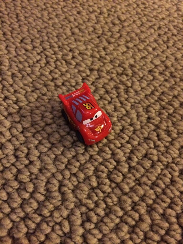 Disney Cars Micro Drifter Mcqueen Cars 2  toy car collectible - Main Image 1