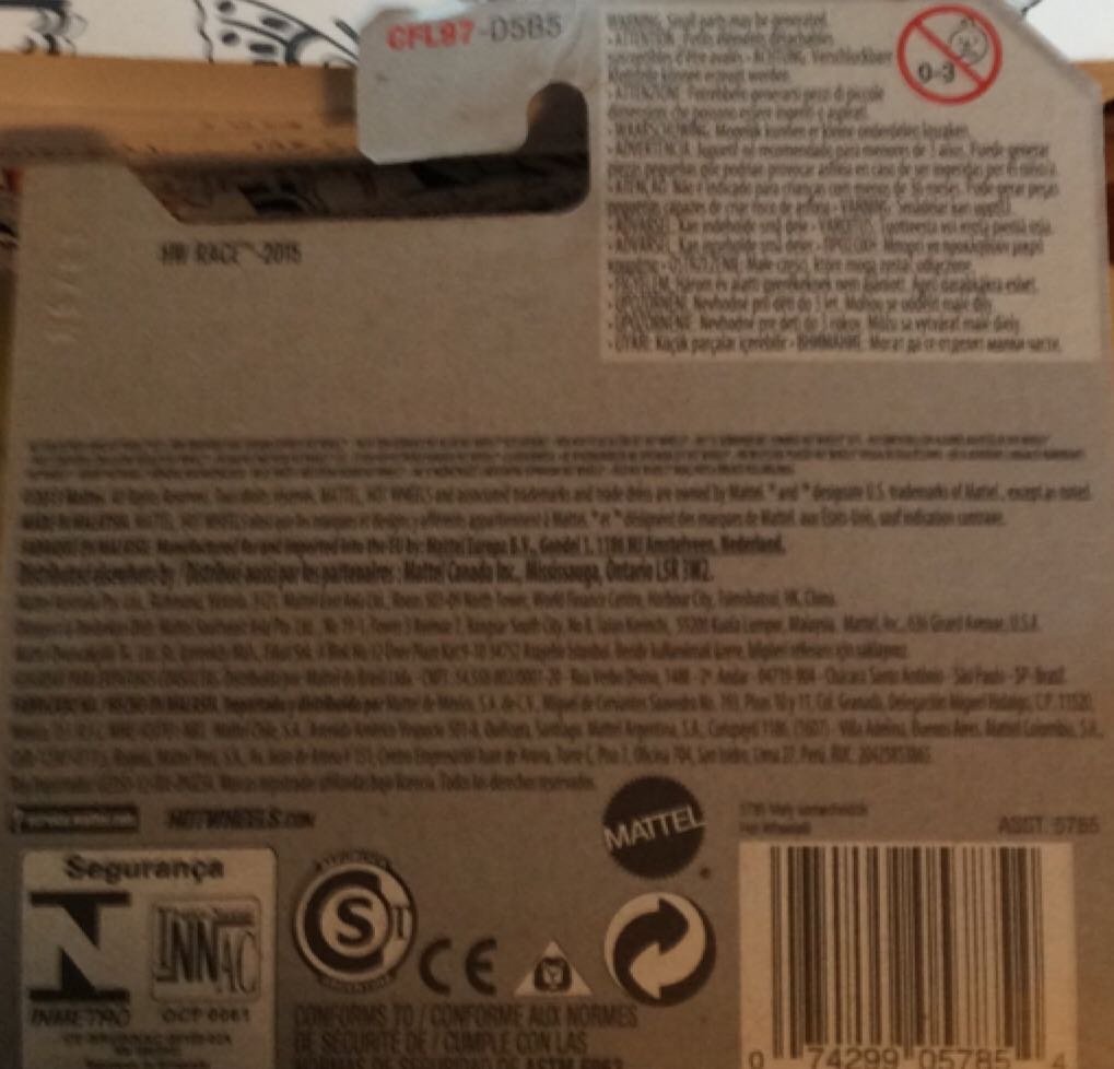 Hot Wheels Two Timer - Two Timer toy car collectible - Main Image 2