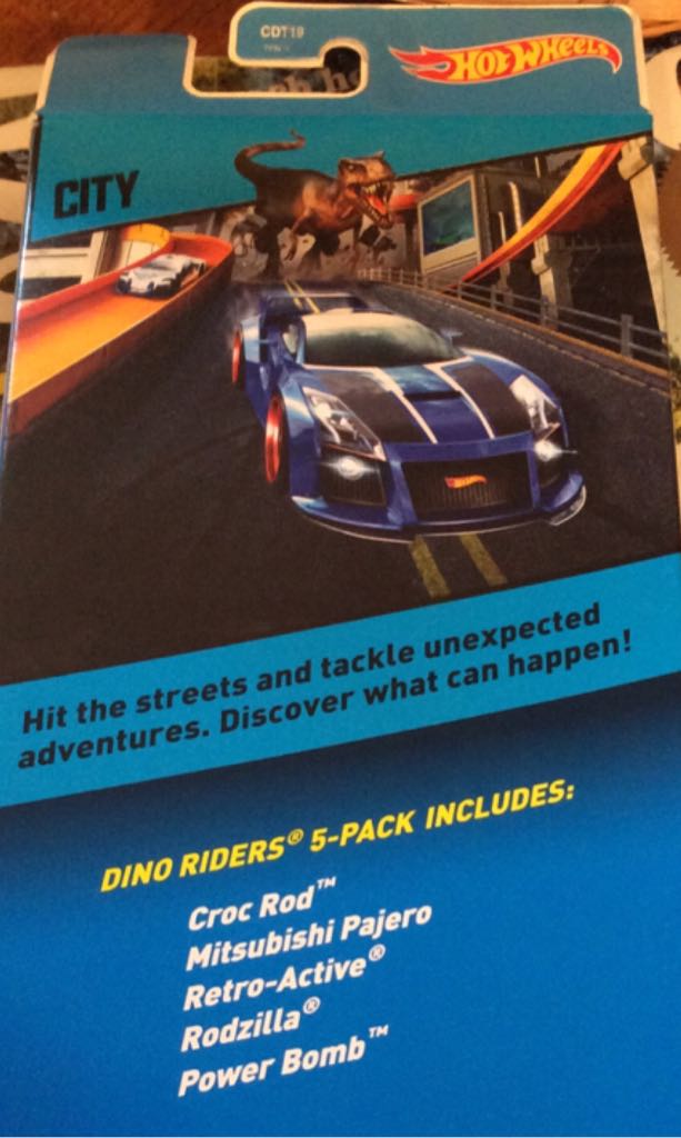 Power Bomb - Dino Riders toy car collectible - Main Image 2