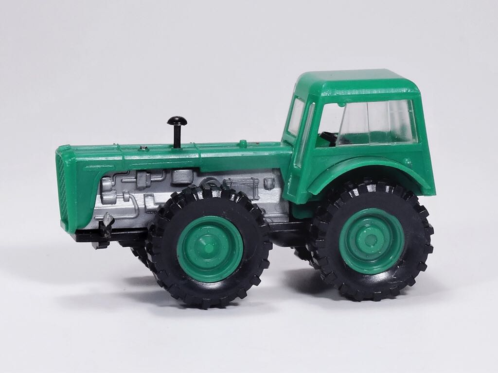 Dutra D4K Dieseltraktor - Csepel toy car collectible - Main Image 2