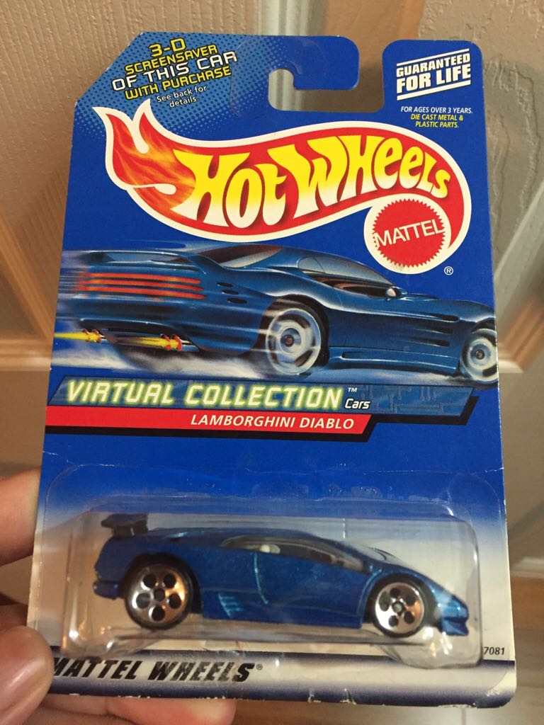 Aston Martin V12 Vanquish James Bond