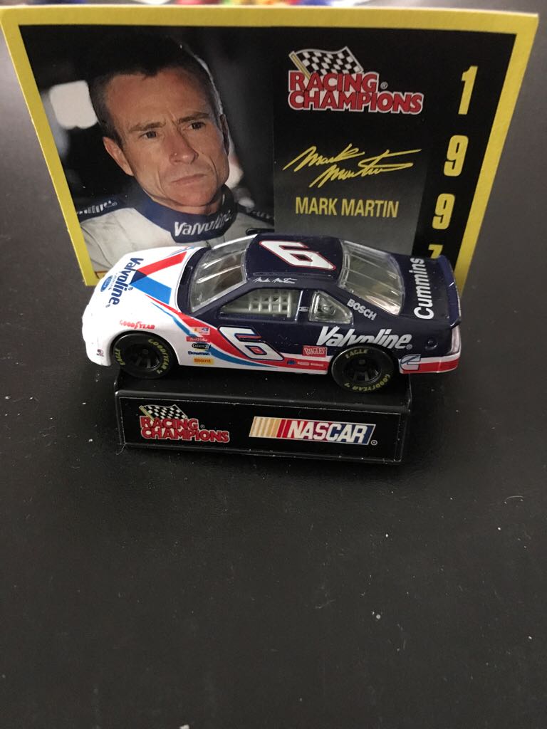 Mark Martin - Racing Champions toy car collectible - Main Image 2
