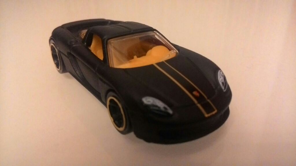 Porsche Carrera Gt - HW Exotics toy car collectible - Main Image 2