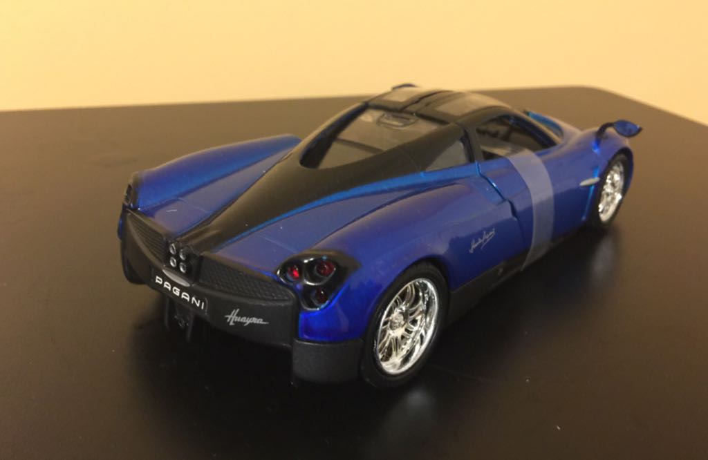 Pagani - Motor Max toy car collectible - Main Image 2