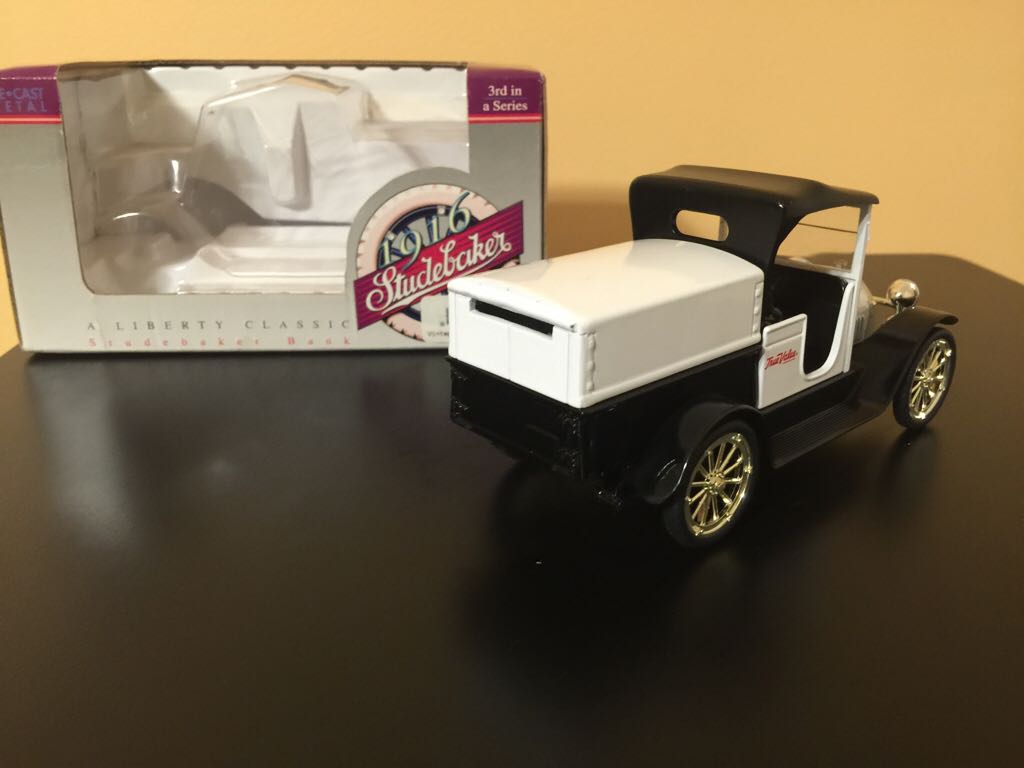 Studebaker - Liberty Classics toy car collectible - Main Image 2